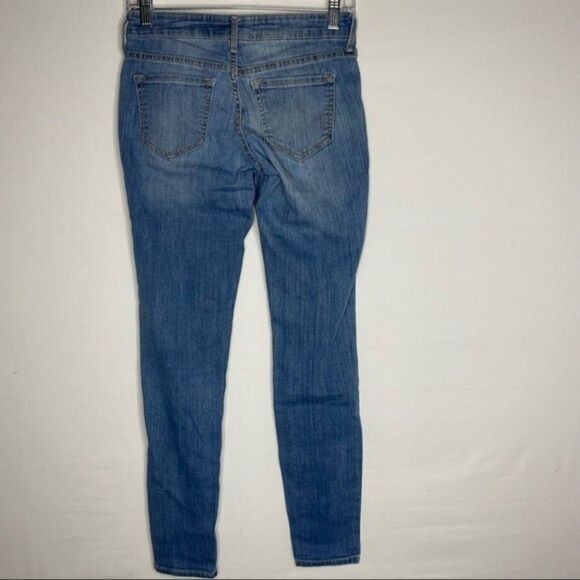 Old Navy Jeans Women’s 2P Blue Skinny Denim Distressed Rockstar Stretch Petite - Picture 5 of 9